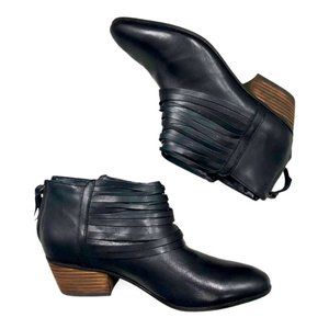 NWOT Clarks Spye Celeste Ankle-High Leather Bootie Size 8